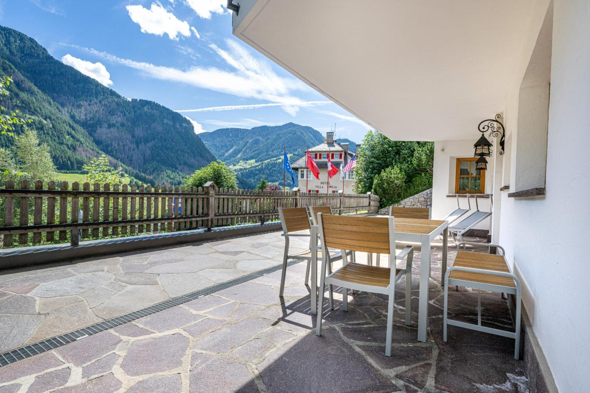 Panoramic Apartment 24 Ortisei Exterior photo